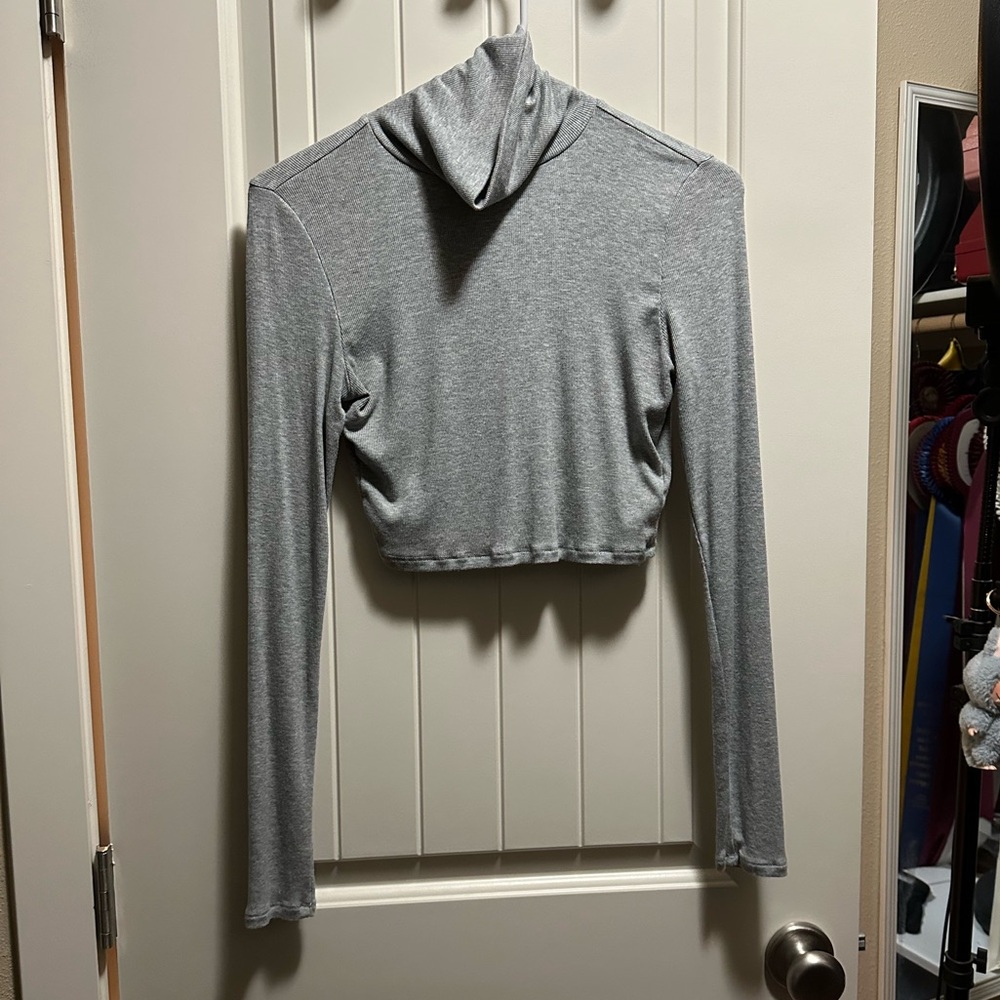 Sunday Best Gray Turtleneck Crop